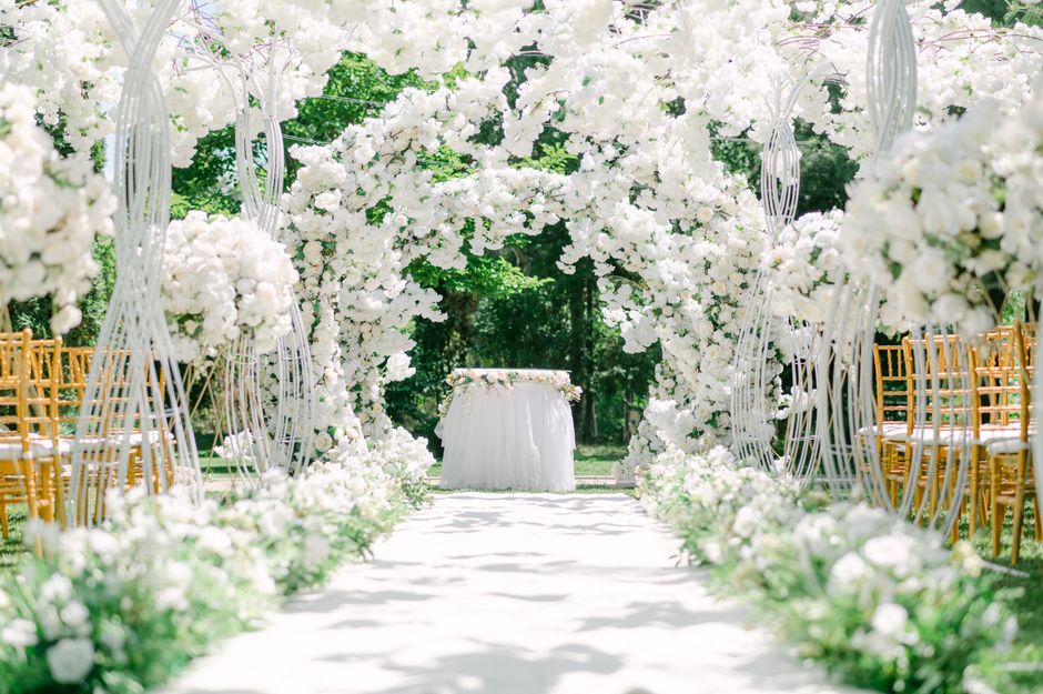 Beautiful wedding ceremony arch